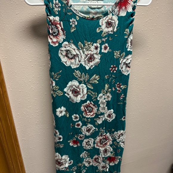 Sundress - Picture 2 of 2